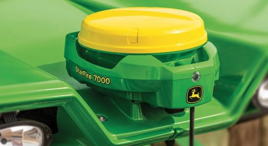 John Deere StarFire 7000 Precision Ag Receiver